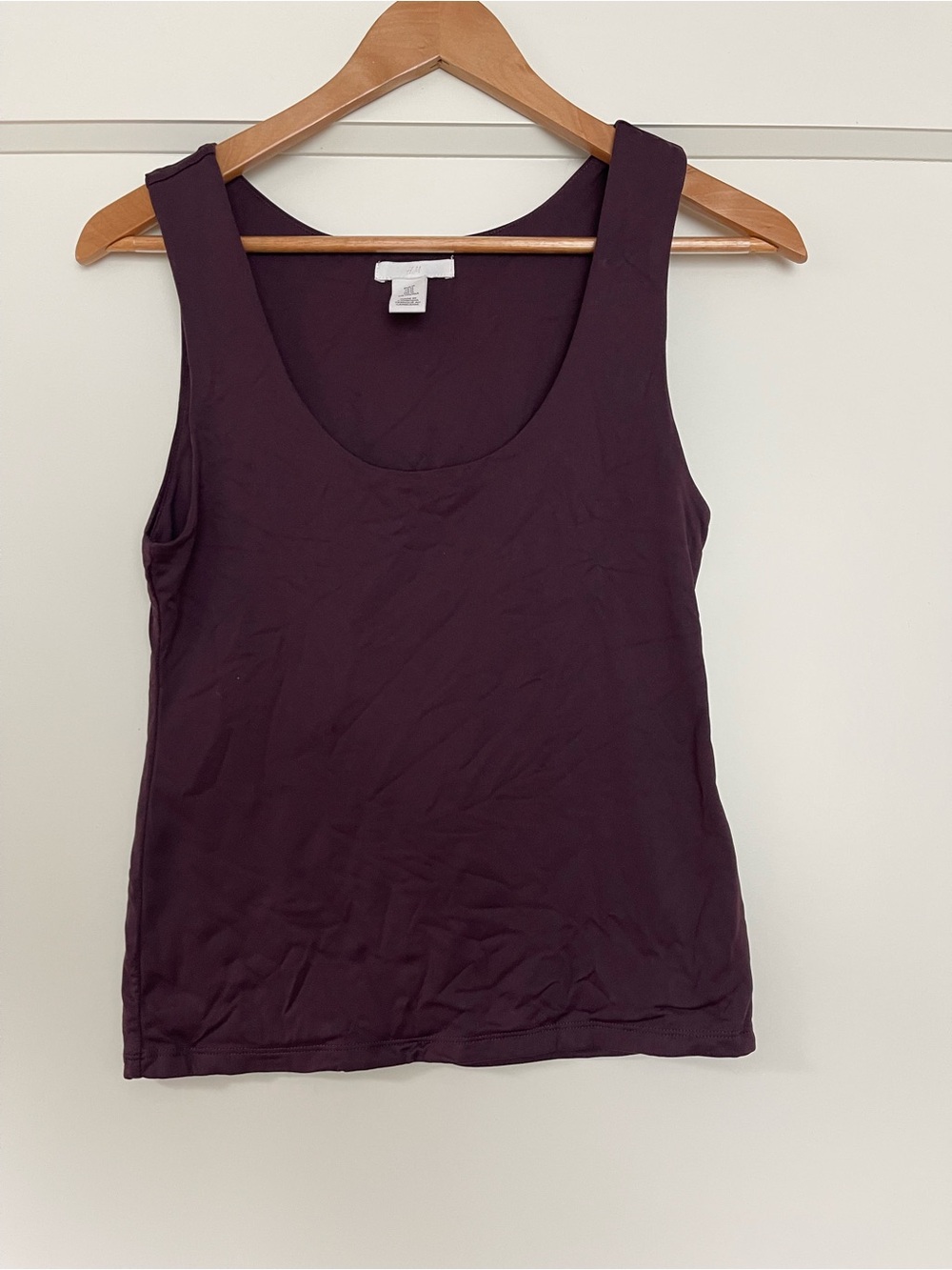 H&M Women's Tank Top Plum size Medium